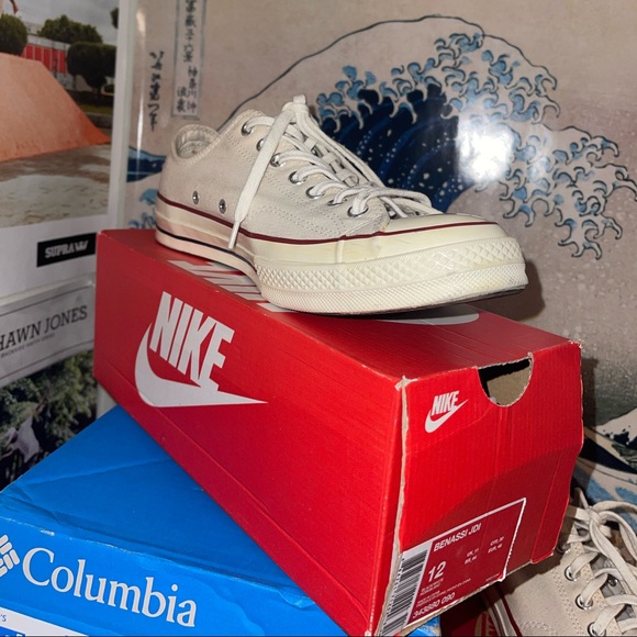 2 pairs of converse all stars - Picture 9 of 10